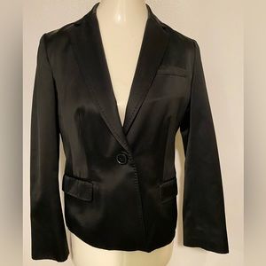 EUC Victor Alfaro Dressy Satin Blazer